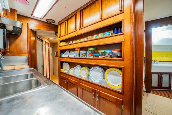 Whiticar 62 Convertible Yacht For Sale