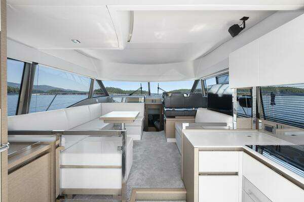 Prestige  Yacht For Sale