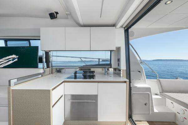 Prestige  Yacht For Sale