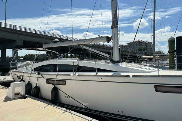 46-ft-Bavaria-2014-Vision 46- Bradenton  Florida United States  yacht for sale