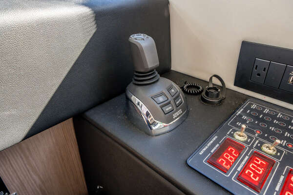 Azimut 50 FLY Yacht For Sale