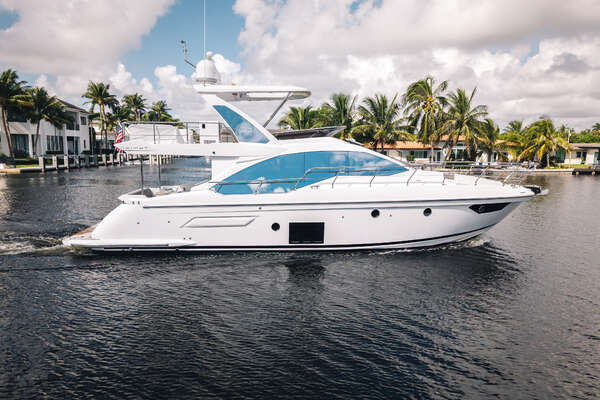 50-ft-Azimut-2022-50 FLY-Pompano Beach Florida United States yacht for sale