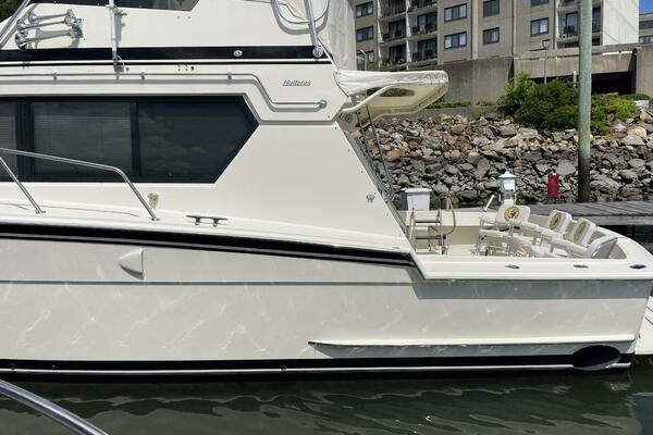 Summer Shack 48ft Hatteras Yacht For Sale Summer Shack 48ft Hatteras Yacht For Sale