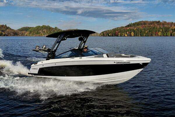 24-ft-Cobalt-2023-R4 Surf-Huntsville Ontario Canada yacht for sale