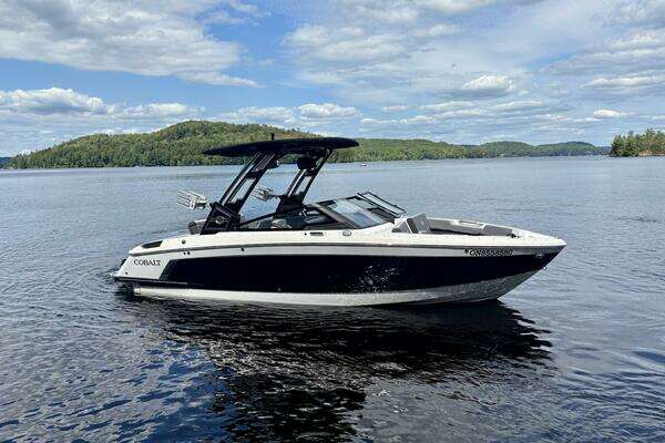 24-ft-Cobalt-2023-R4 Surf- Huntsville Ontario Canada  yacht for sale