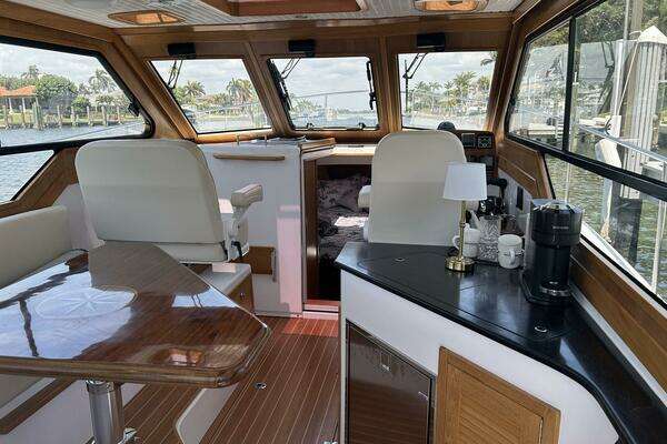 True North 34 Outboard Express Yacht For Sale