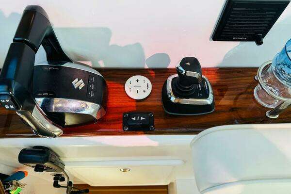 True North 34 Outboard Express Yacht For Sale