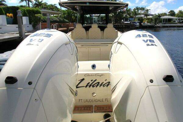 Chris-Craft Catalina 34 Yacht For Sale