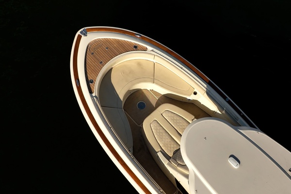 Lilaia 34ft Chris Craft Yacht For Sale