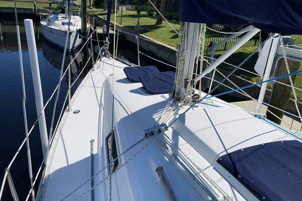Photo of the 2000 Beneteau Oceanis 311