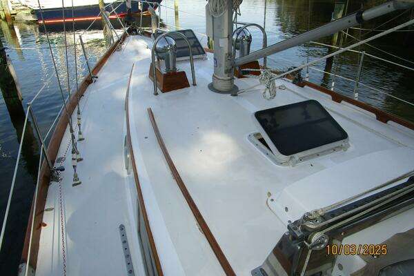 Photo of the 1986 Bristol 35.5C "Skye"