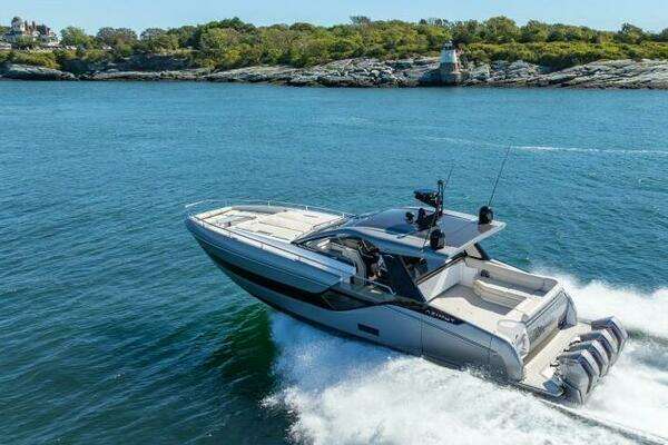 Azimut 47 Verve Yacht For Sale