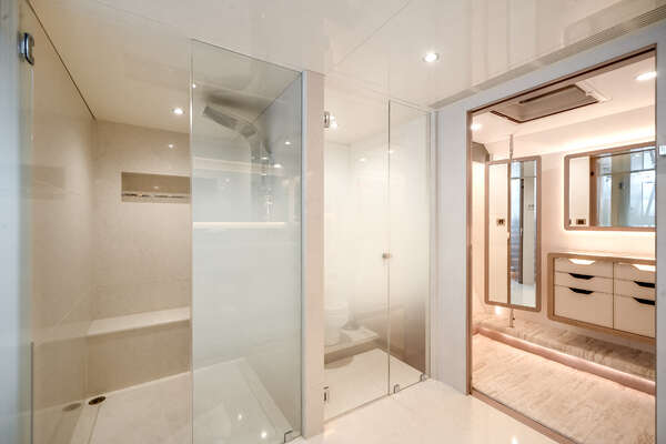 Ocean Alexander 32L Yacht For Sale