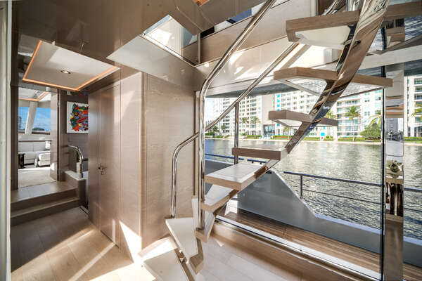 Ocean Alexander 32L Yacht For Sale