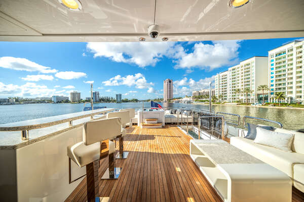 Ocean Alexander 32L Yacht For Sale