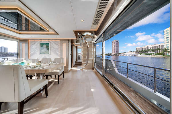 Ocean Alexander 32L Yacht For Sale