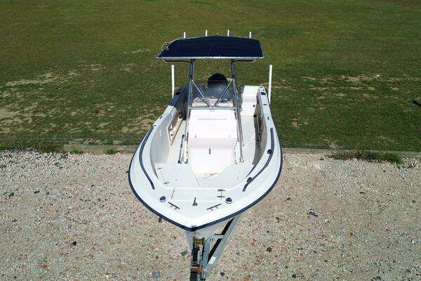 Photo of the 2002 Grady-White 209 Escape "Sea Biscuit II"