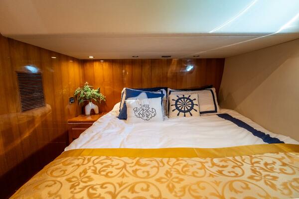 PORT FOLIO 52ft Ocean Alexander Yacht For Sale