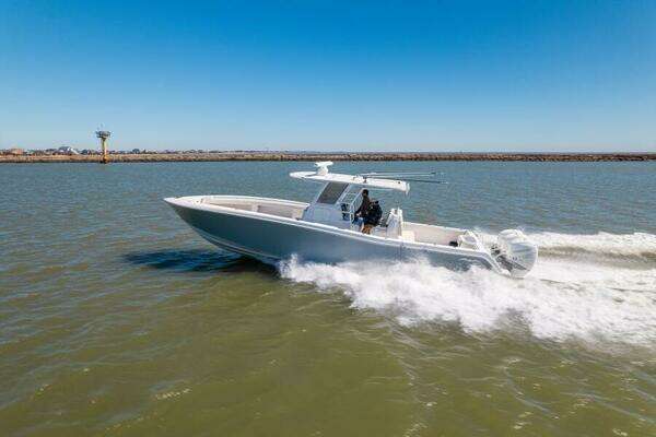 39-ft-Invincible-2019-39 Open- SURFSIDE Texas United States  yacht for sale