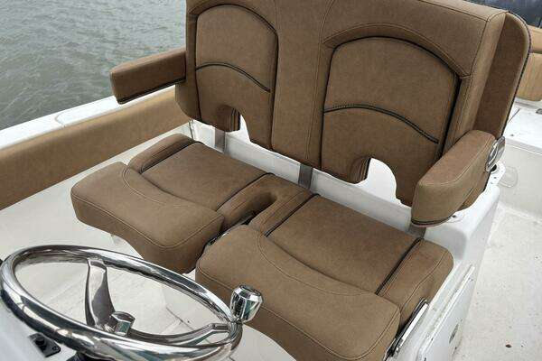 Photo of the 2021 Sea Hunt 234 Ultra