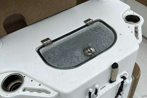 Photo of the 2021 Sea Hunt 234 Ultra