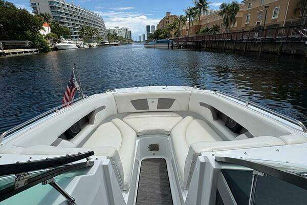 Photo of the 2020 Four Winns HD 240 OB