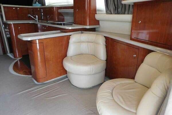 Sea Ray 480 Sedan Bridge Yacht For Sale