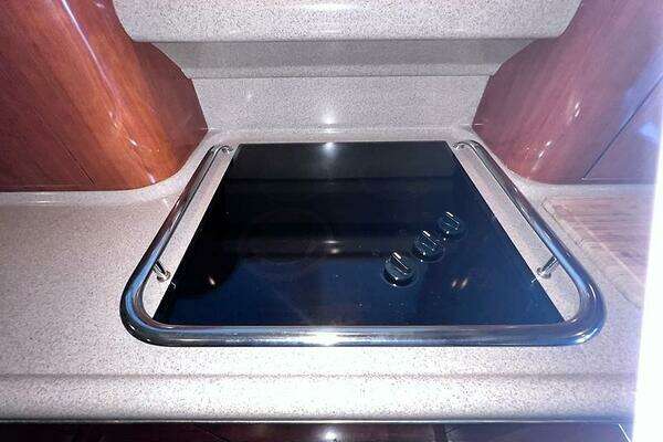 Sea Ray 480 Sedan Bridge Yacht For Sale