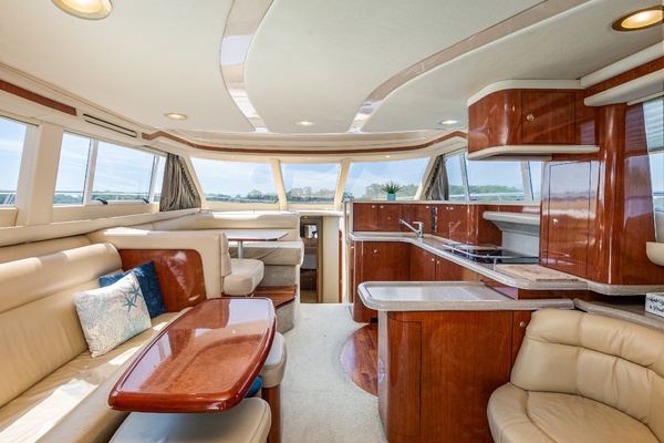 Why Knot 48ft Sea Ray Yacht For Sale