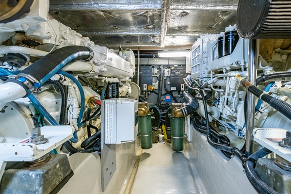 Why Knot 48ft Sea Ray Yacht For Sale