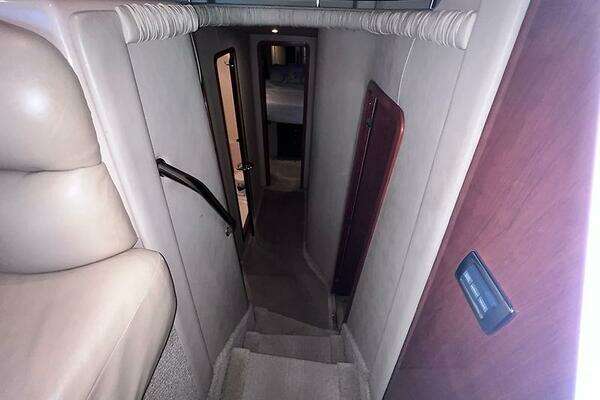 Sea Ray 480 Sedan Bridge Yacht For Sale