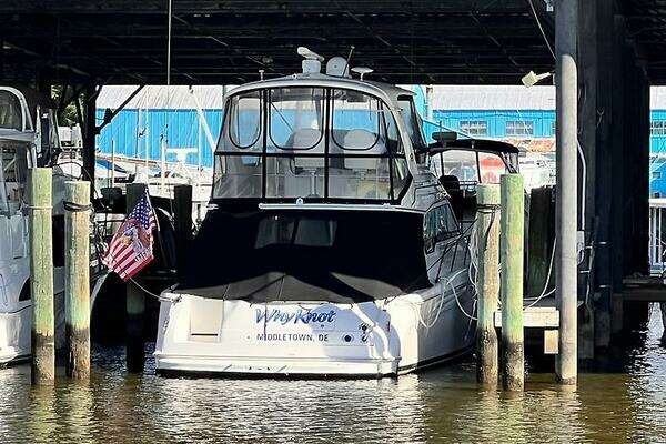 Sea Ray 480 Sedan Bridge Yacht For Sale