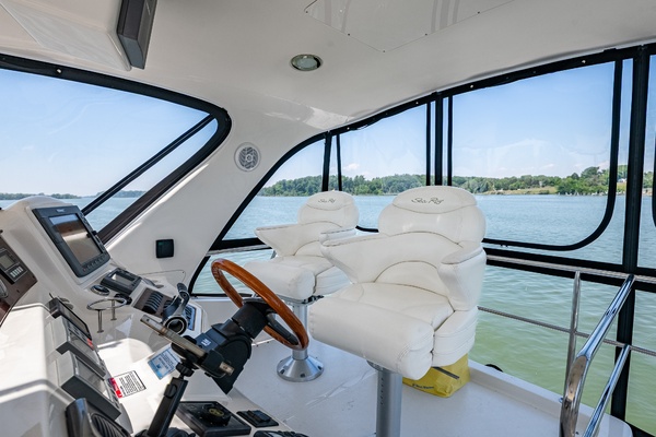 Why Knot 48ft Sea Ray Yacht For Sale