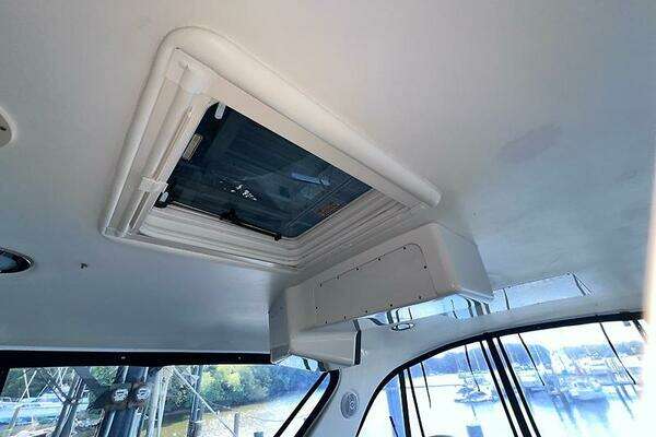 Sea Ray 480 Sedan Bridge Yacht For Sale