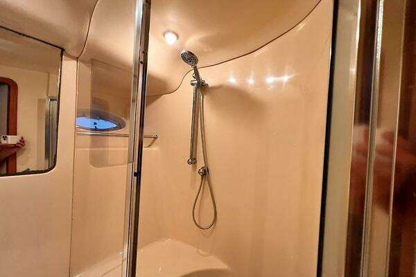 Sea Ray 480 Sedan Bridge Yacht For Sale