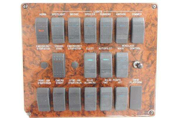 Sea Ray 480 Sedan Bridge Yacht For Sale