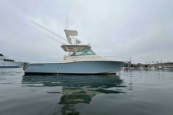 Grady-White 370 Express Yacht For Sale
