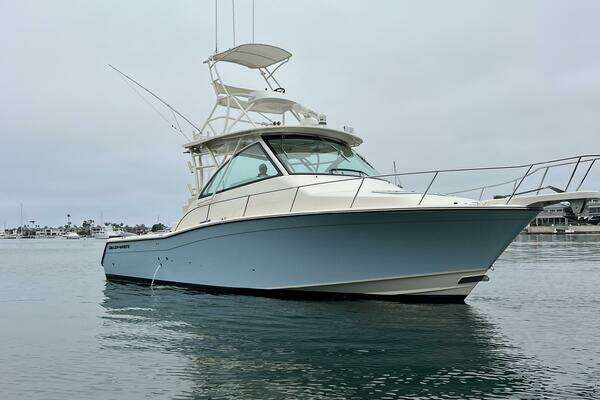 Grady-White 370 Express Yacht For Sale