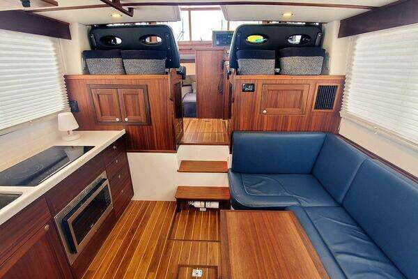 Nordic Tugs 34 Yacht For Sale