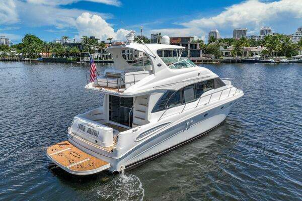 Sea Ray 540 Cockpit Motor Yacht Yacht For Sale