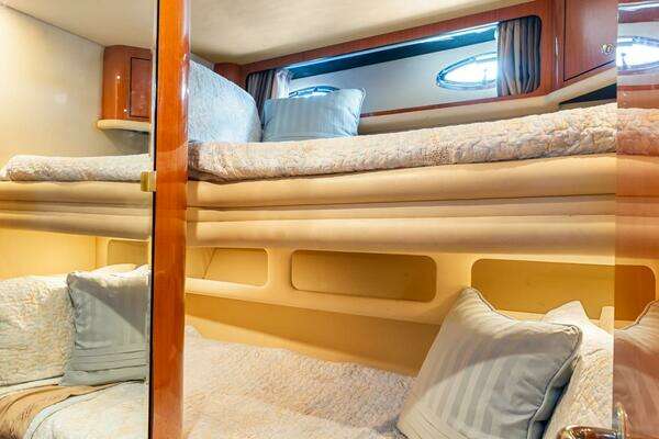 Sea Ray 540 Cockpit Motor Yacht Yacht For Sale