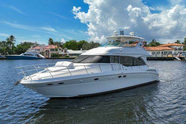 Sea Ray 540 Cockpit Motor Yacht Yacht For Sale
