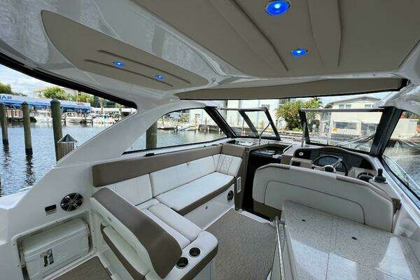 Regal Sport Coupe Yacht For Sale