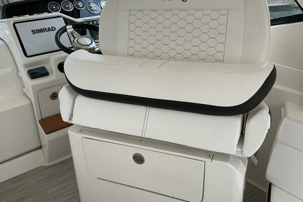 35ft Sea Ray Yacht For Sale