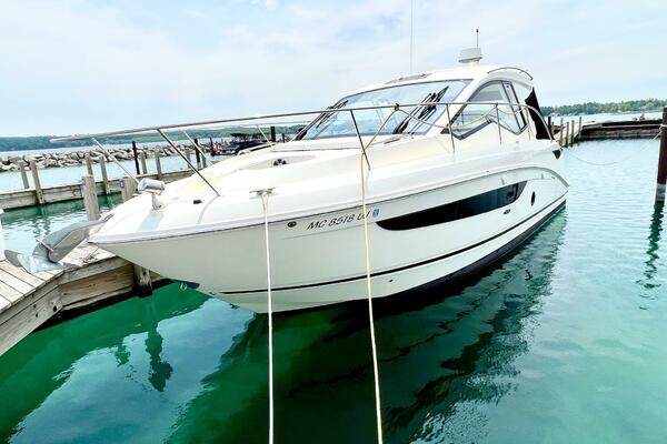 35ft Sea Ray Yacht For Sale