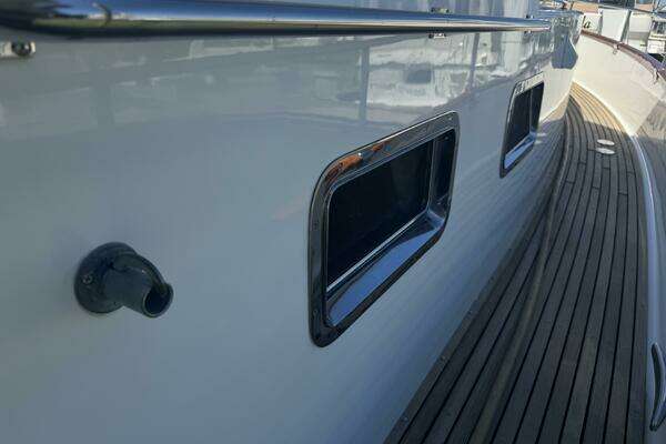 Grand Banks 46 Europa Yacht For Sale