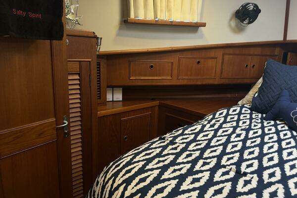 Grand Banks 46 Europa Yacht For Sale