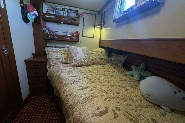 Grand Banks 46 Europa Yacht For Sale