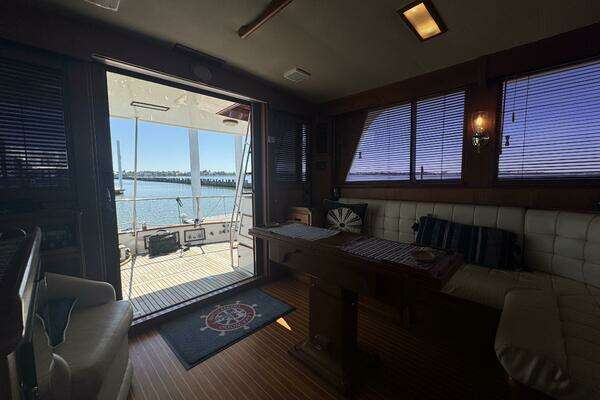 Grand Banks 46 Europa Yacht For Sale