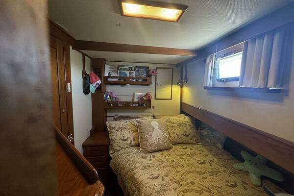 Grand Banks 46 Europa Yacht For Sale